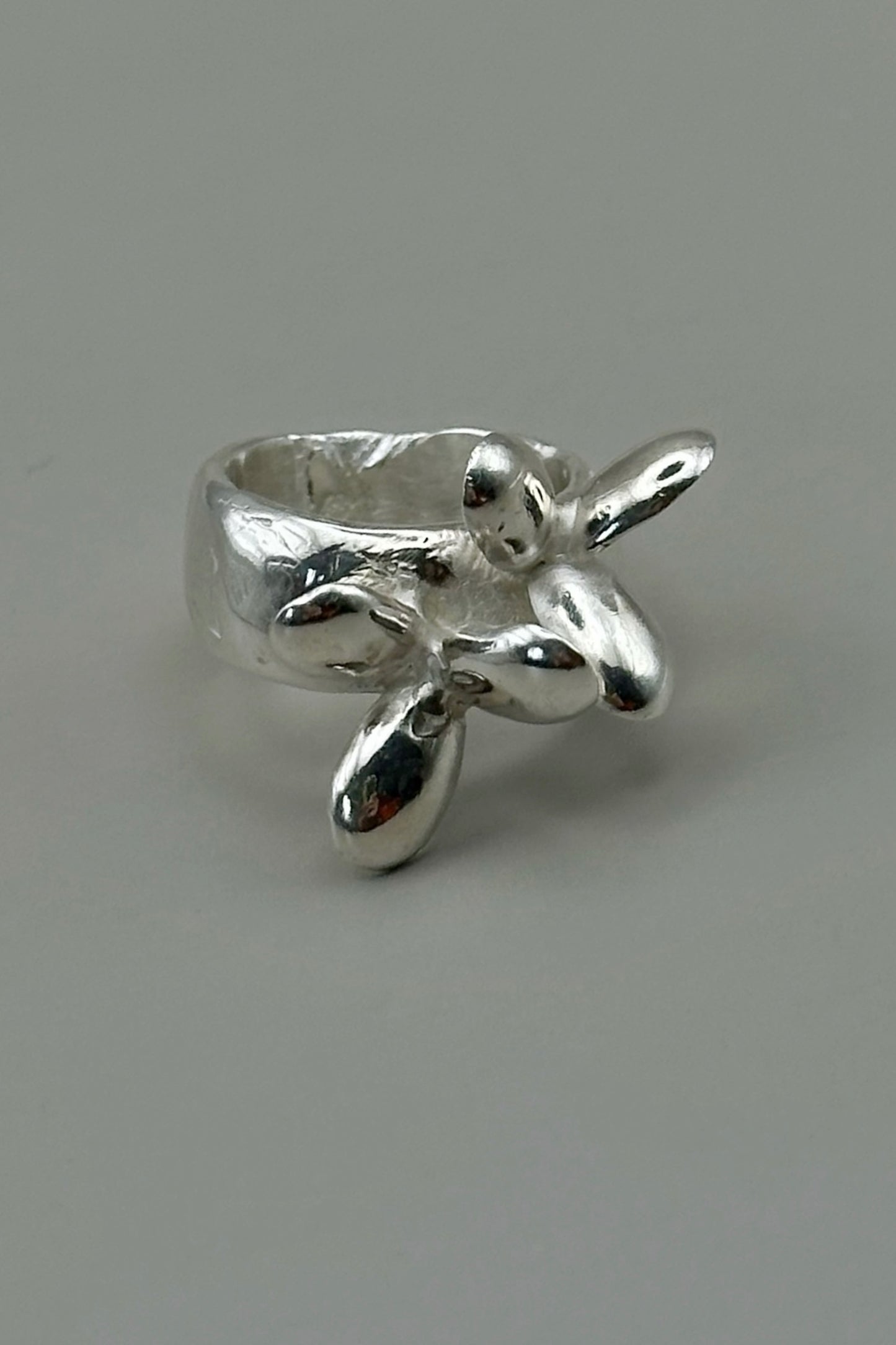 Midnight Flower Ring