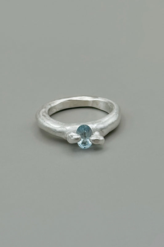 Ring With Oval Aquamarine