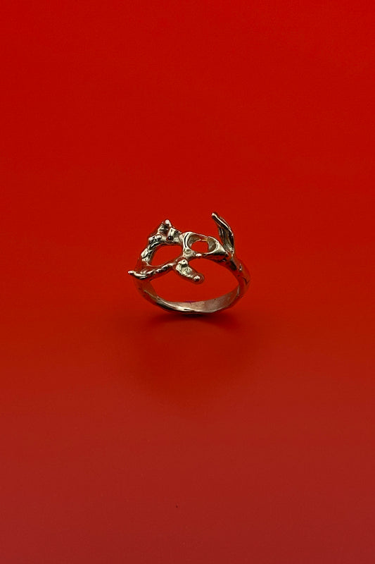 Golden Thorn Ring
