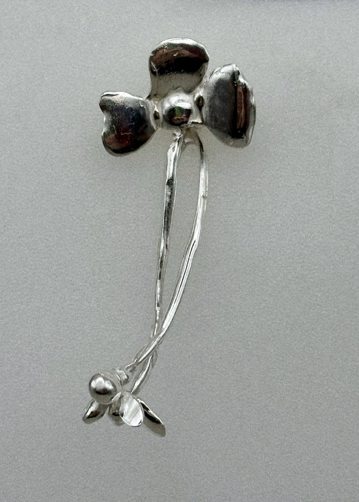 Running Strawberry Mono Earring