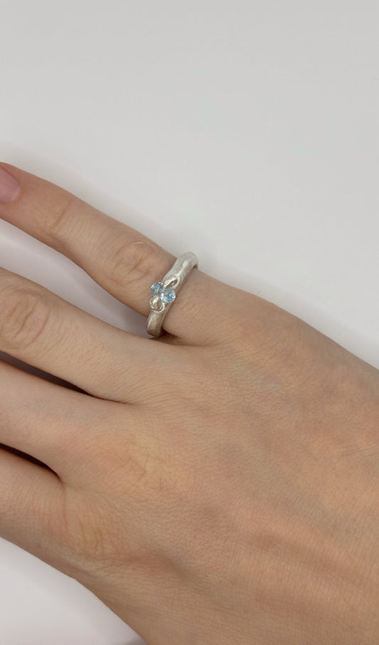 Ring With Oval Aquamarine