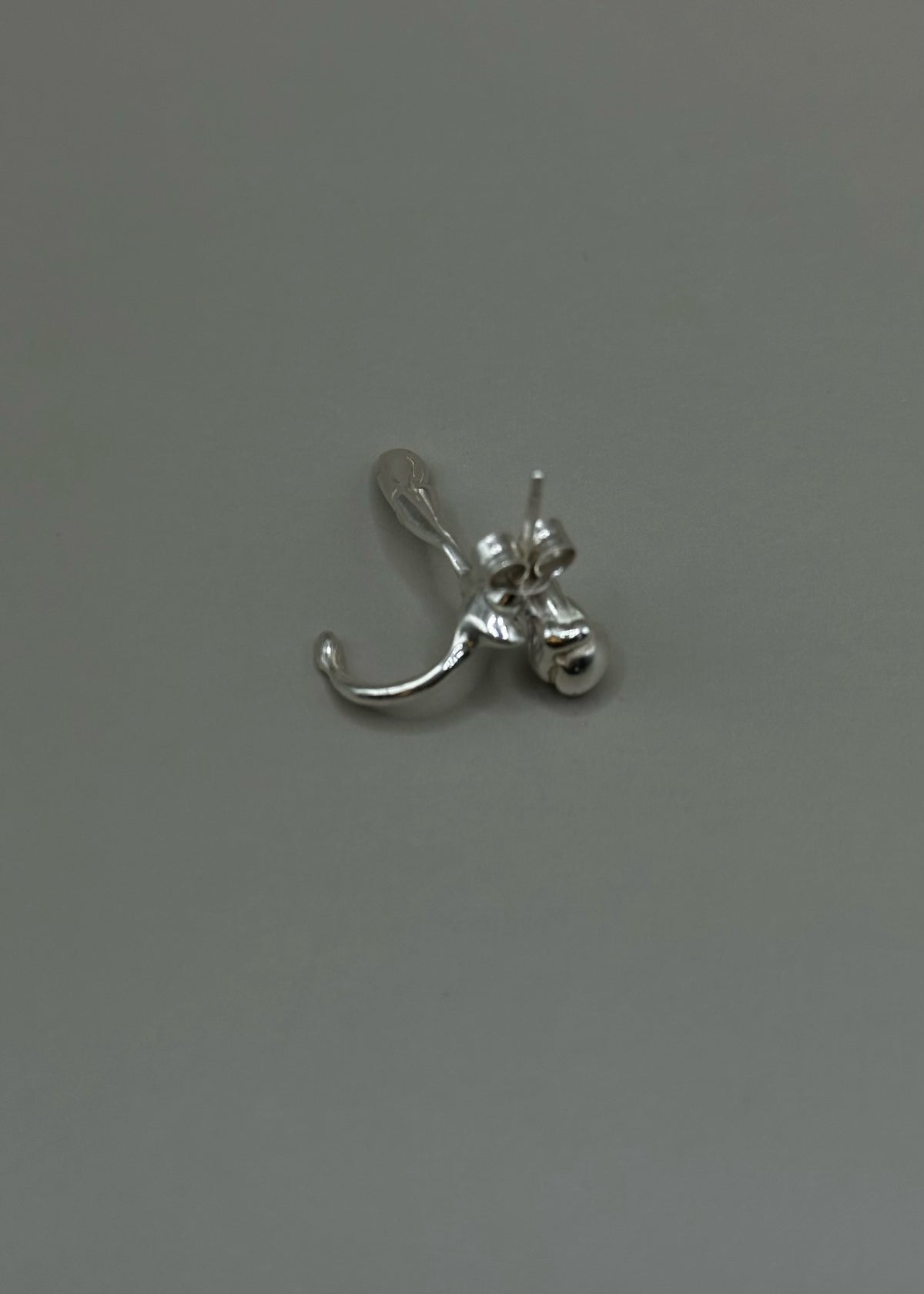 Small Linden Flower Mono Earring
