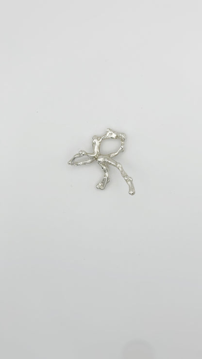 Big Ribbon Pendant